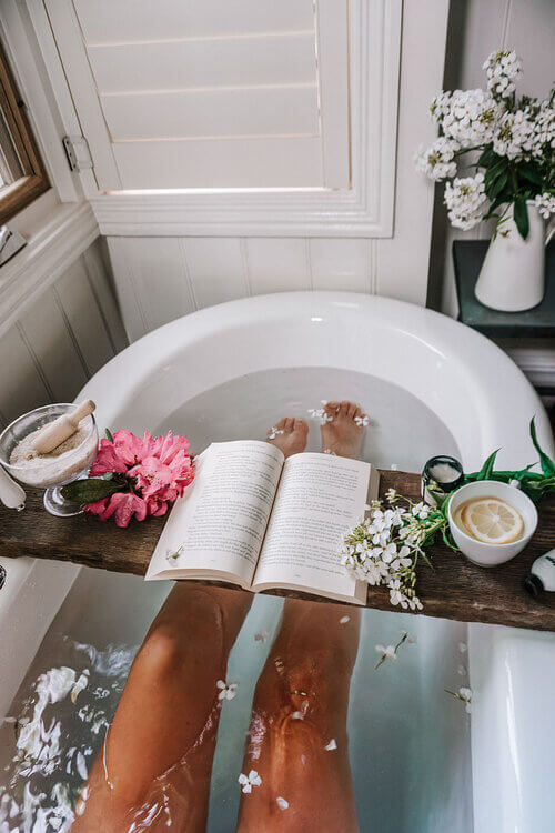 360+ Best Bath Quotes For Instagram [2023]: Cute Captions For Hot Tub And  Bathroom Selfie Photos - Girl Shares Tips