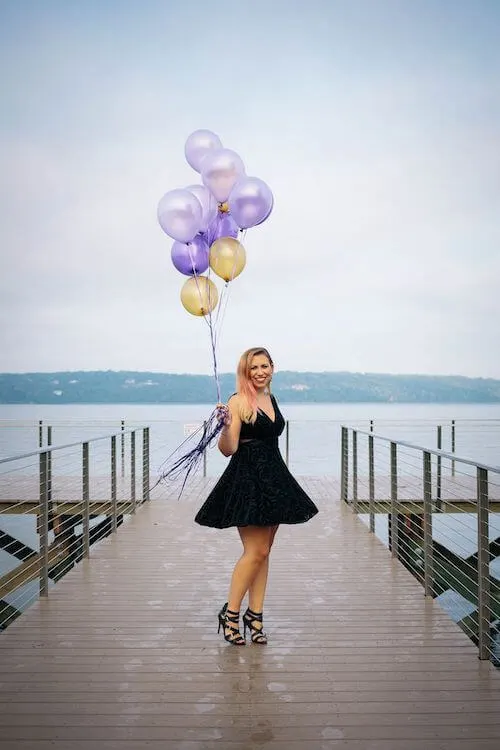 beach birthday photoshoot ideas for adults