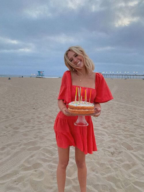 beach birthday photoshoot ideas for adults