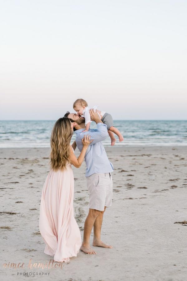 beach family photoshoot outfits