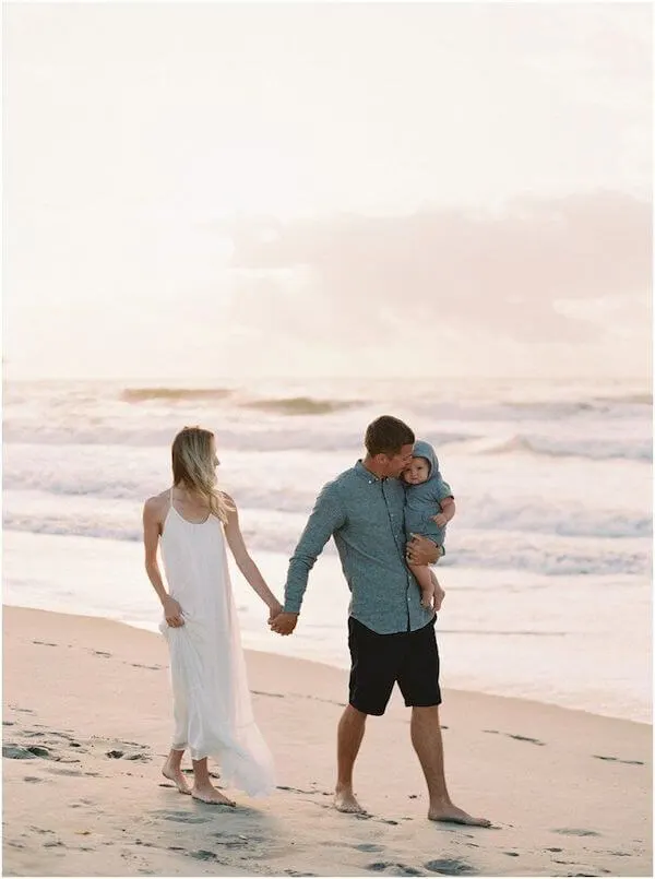 beach family photoshoot outfits