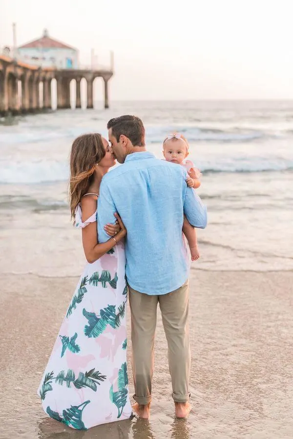 beach family photoshoot outfits