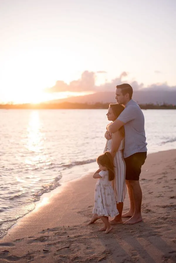 beach family photoshoot outfits