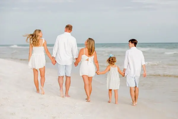 beach family photoshoot outfits