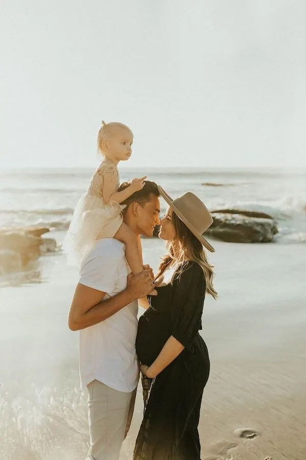 beach family photoshoot outfits