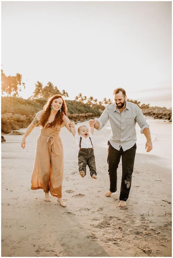 beach family photoshoot outfits