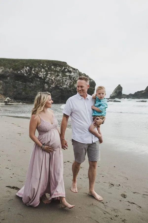 beach family photoshoot outfits