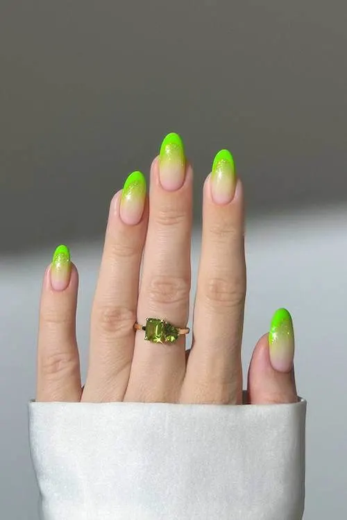 beach nails
