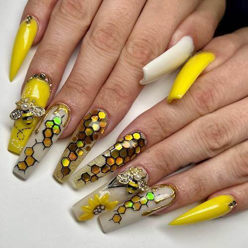 bee nail designs