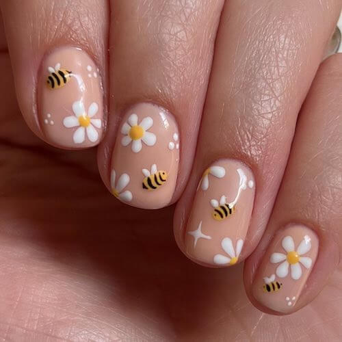 bee nail designs