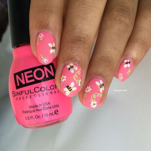 bee nail designs