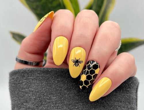 bee nail designs