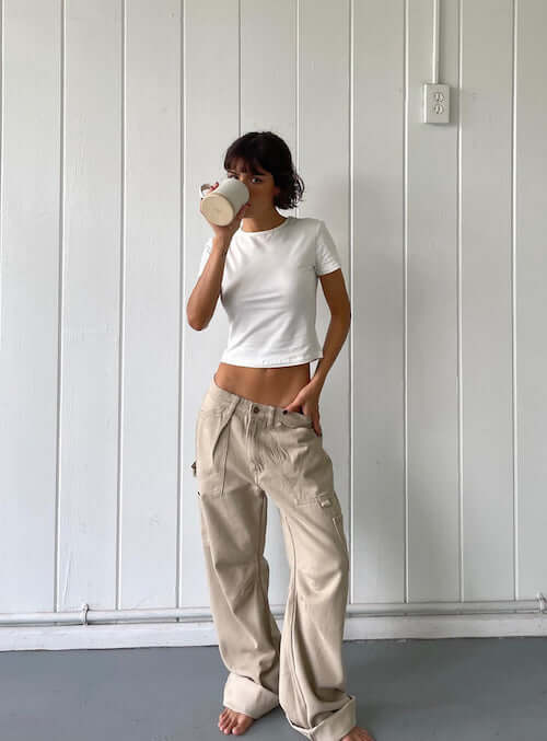 beige pants outfit