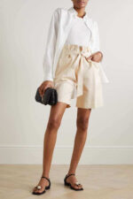 30+ Chic Beige Shorts Outfit Ideas For Women: What To Wear With Beige Shorts - Girl Shares Tips