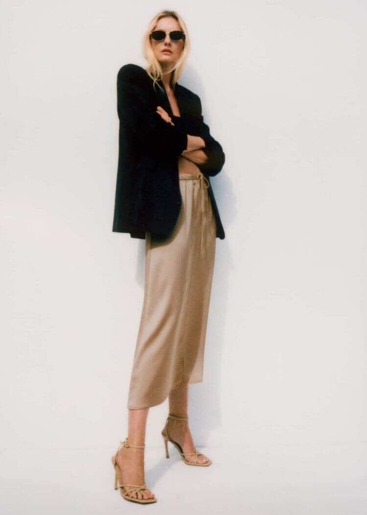 beige skirt outfits ideas