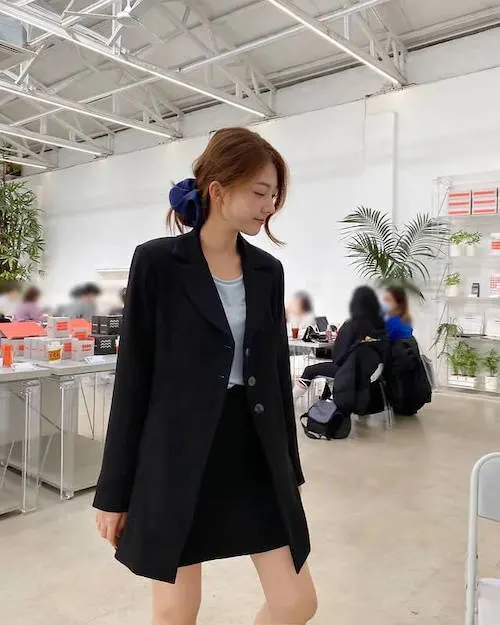 black blazer outfit Korean
