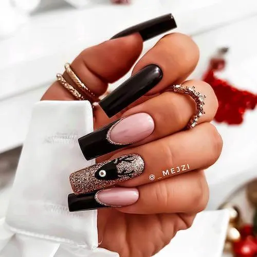 black christmas nail ideas