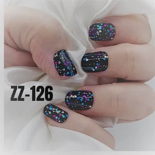 black christmas nail ideas