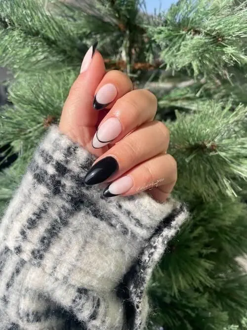 black christmas nail ideas