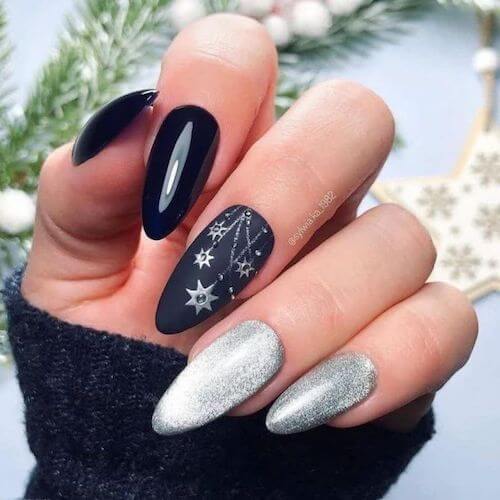 black christmas nail ideas