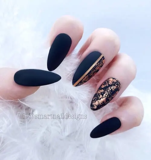 black christmas nail ideas