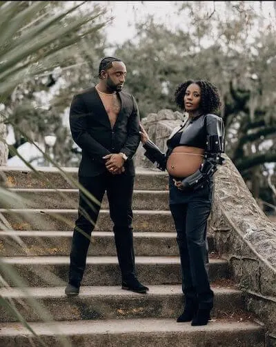 black couple outdoor maternity shoots