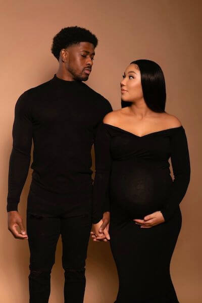 black couple maternity poses