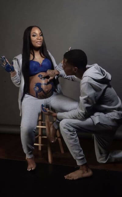 black couple cute maternity photo shoot ideas