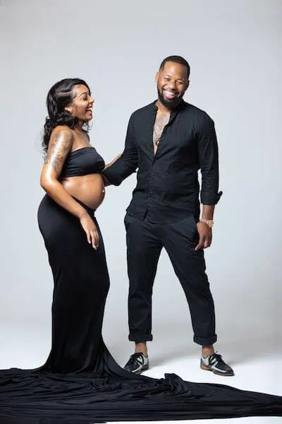 black couple maternity photoshoot ideas simple poses