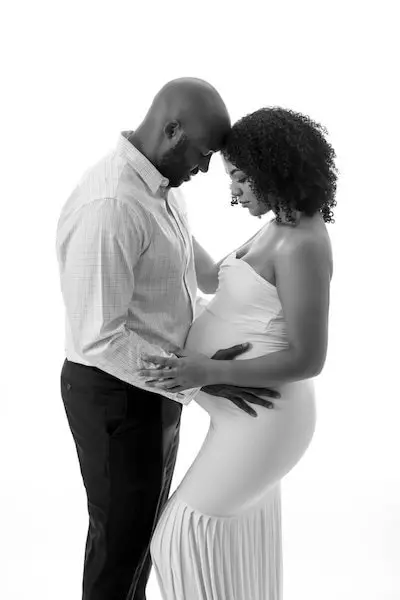 black couple maternity portraits