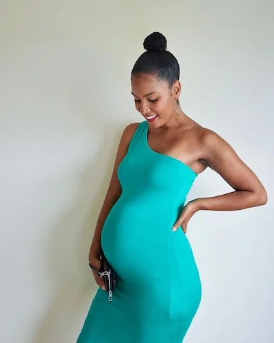 black couple maternity photoshoot ideas outfits