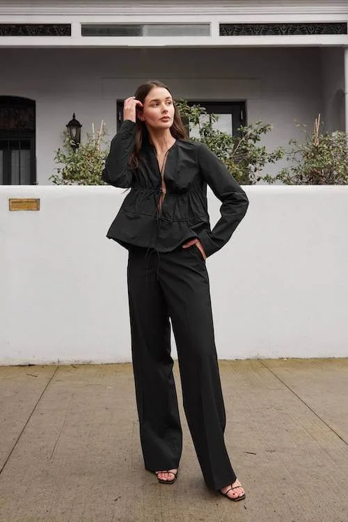 black linen pants outfit