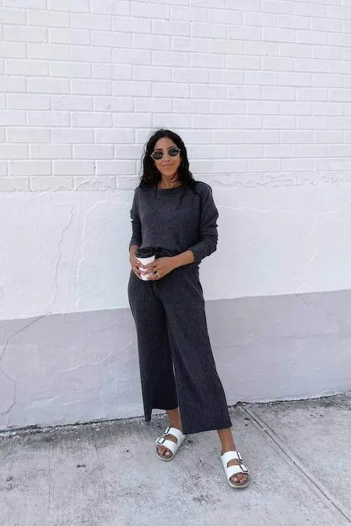 black linen pants outfit