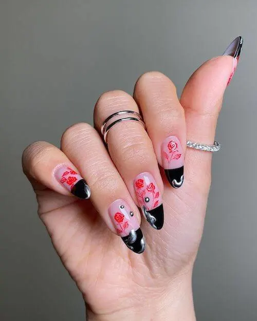 Beautiful Black Floral Nails For Spring