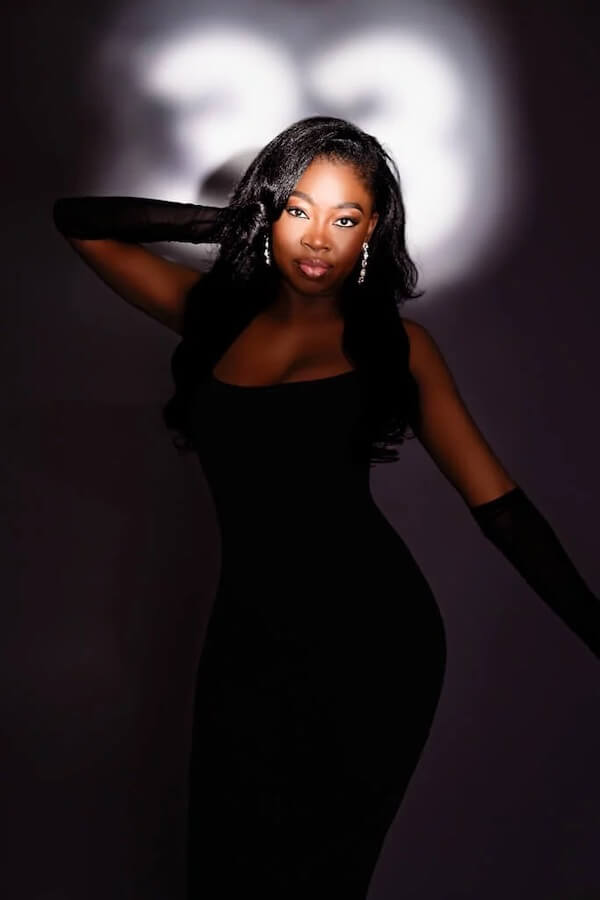 Spotlight Birthday Photoshoot