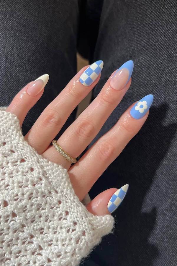 Blue Checkerboard and Daisy Nails