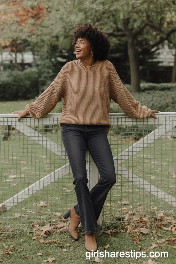 Chunky Tan Sweater and Suede Boots for a Cozy Fall Look