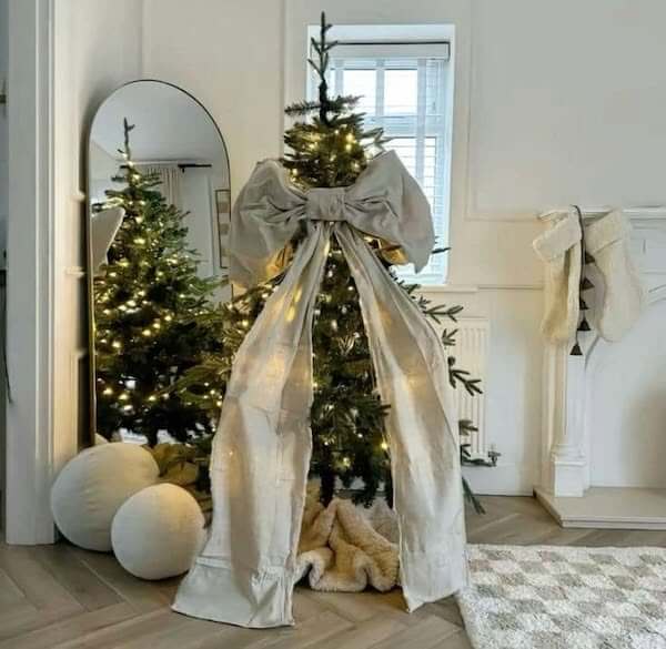 Minimalist Christmas Tree with Oversized Neutral Bow