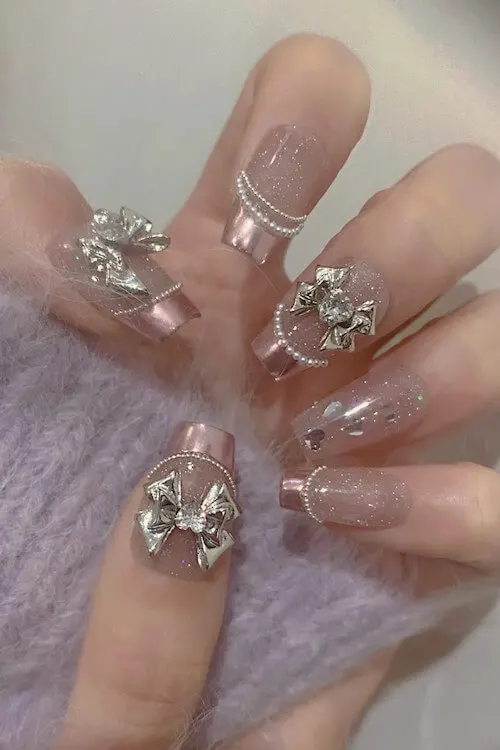 bow nails