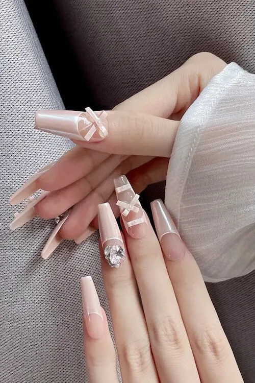 bow nails