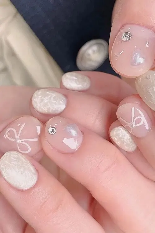 bow nails