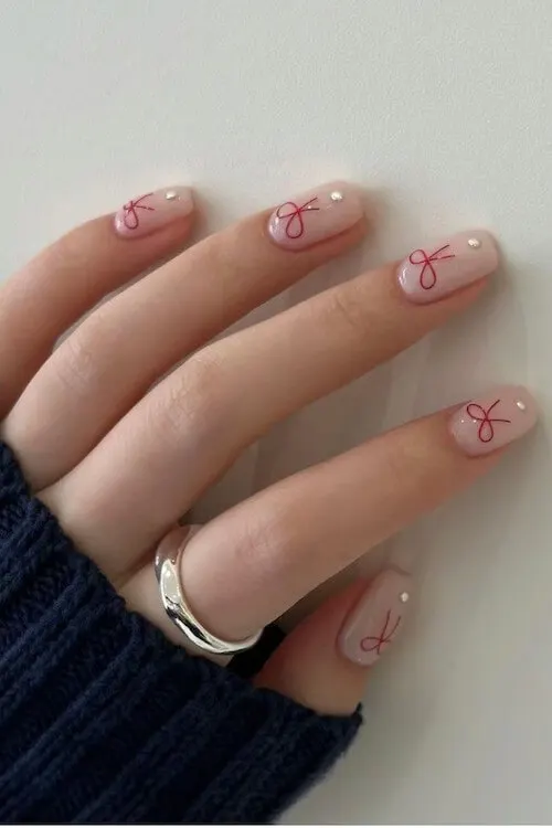 bow nails