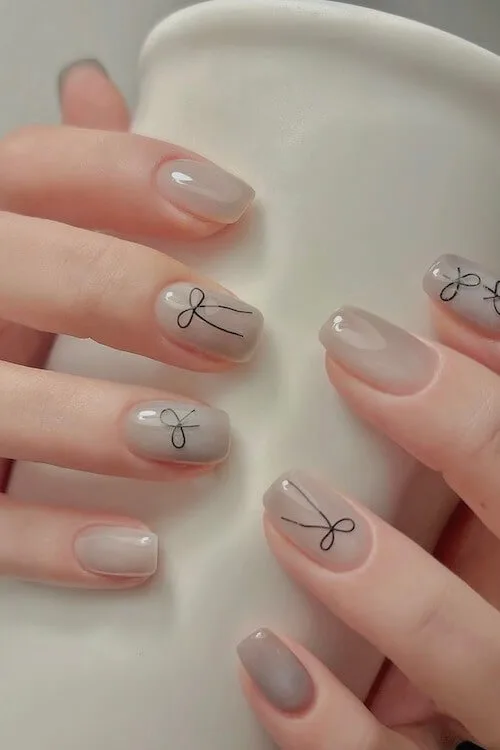 bow nails