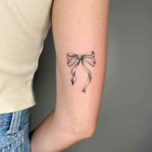 Back of the leg bows #Tattoo #Tattoos #TattooArt #Ink #Ink… | Flickr