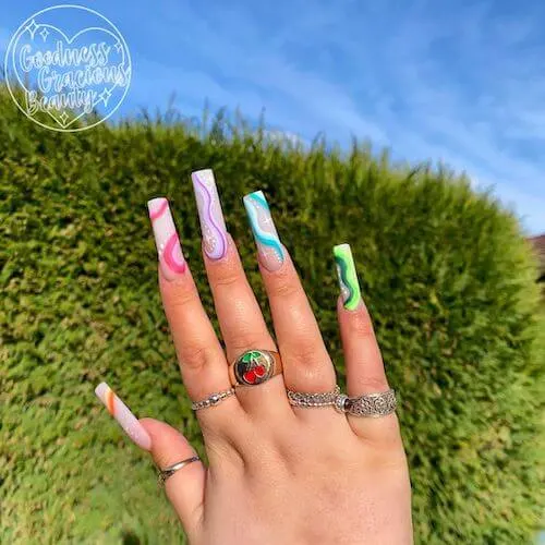 bright summer nails