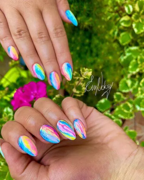 bright summer nails