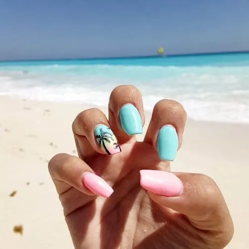 bright summer nails