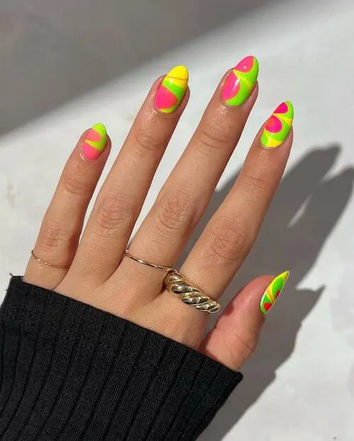 bright summer nails