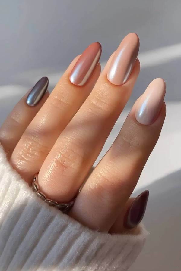 Multicolor Brown Chrome Nails