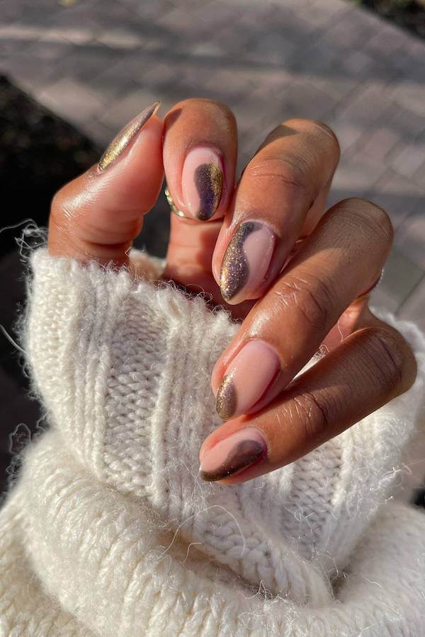 Abstract Brown Chrome Accent Nails